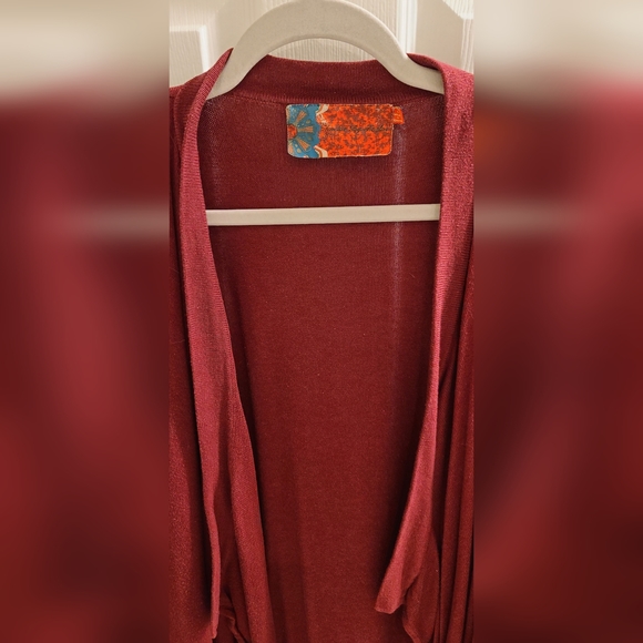 Maroon Open Front Cardigan Size Small brand Twelve by Twelve - Picture 2 of 3